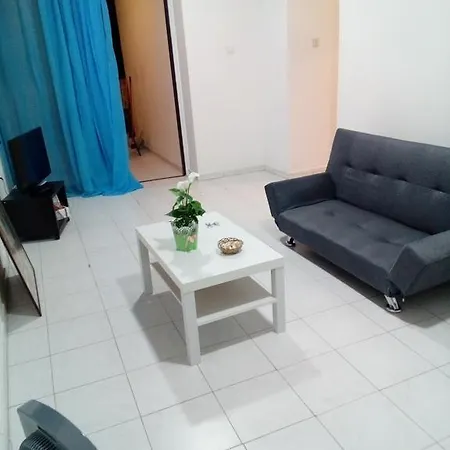 Apartment Ortho Court